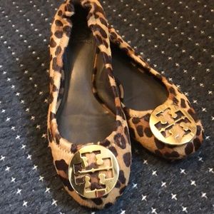 Iconic Tory Burch Ballet Flat in Calf Hair Size 9